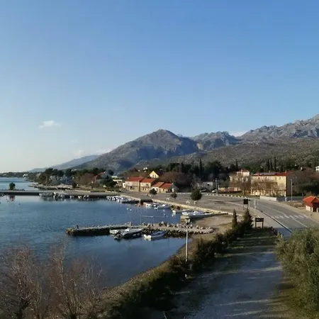 Apartman Marin *